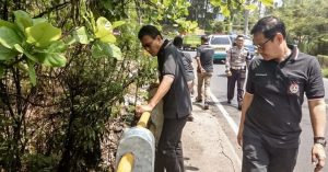 Bupati Ciamis Meninjau Saluran Air Mampet di Perbatasan Ciamis-Tasik