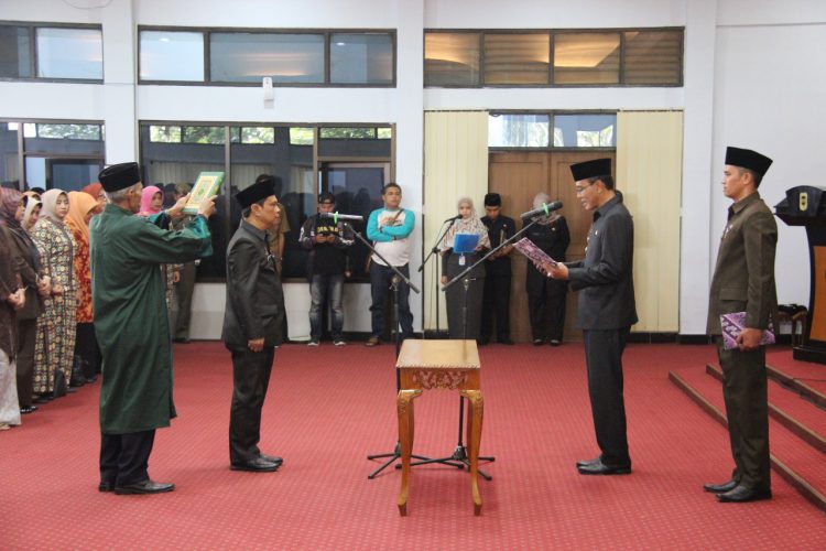 Bupati Herdiat Lantik JTP untuk Posisi Kepala Dinas KUKMP Ciamis