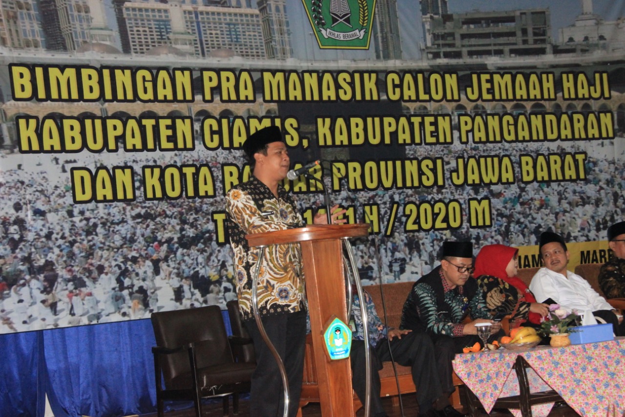 Wabup Yana Buka Kegiatan Manasik Haji Untuk Persiapan Pemberangaktan Haji 2020