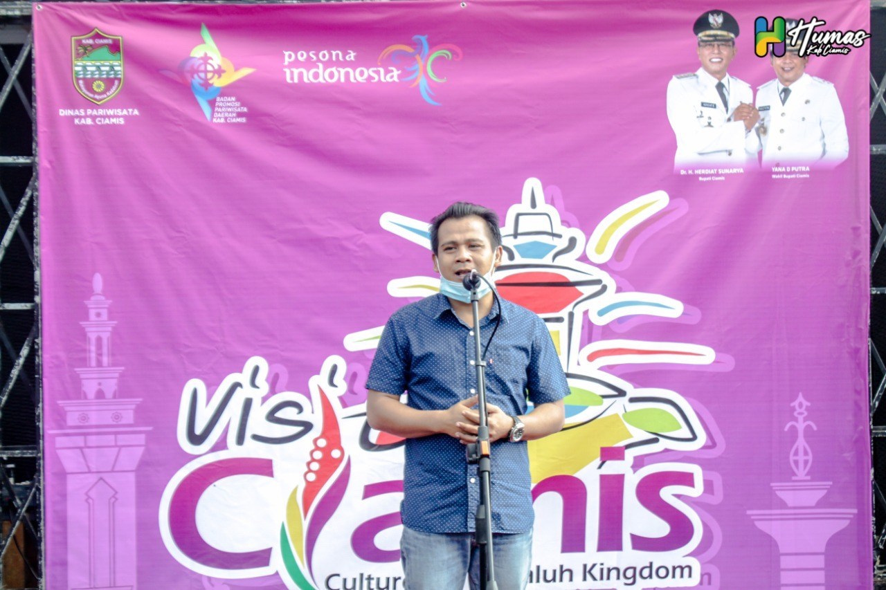 Wabup Yana Lepas Rombongan Konvoi Bus IPOPTI