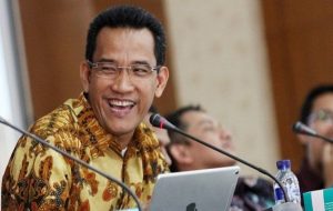 refly-harun.jpg
