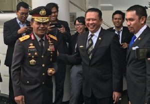 bamsoet-panggil-irjen-idham-aziz-di-istana-hei-pak-waka-nyelonong-aja.jpg