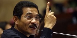 654475_01313310102017_Gamawan_Fauzi.jpg