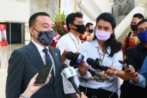 Legislator-Senayan.jpeg