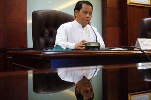 direktur-jenderal-bimbingan-masyarakat-islam-kamaruddin-amin-menjelaskan-bahwa-sertifikasi-penceramah-tidak-seperti-sertifikasi-profesi-foto-ho-kementerian-agama-79.jpg