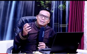 gus-nur-mengecam-keras-pelaku-penusukan-syekh-ali-jaber-fot-16.jpg