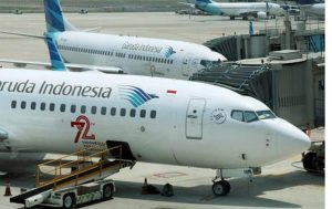 ahmad-abdul-akustikan-di-atas-pesawat-garuda-kok-bisa_c_273841-1.jpg