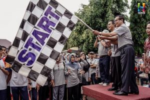 Bupati Ciamis Melepas Peserta Gerak Jalan Sehat PGRI Kecamatan Kawali