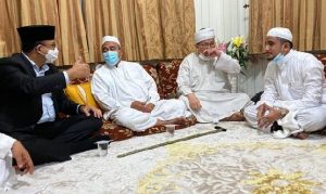 Gubernur-DKI-Jakarta-Anies-Baswedan-menemui-Habib-Rizieq-di-Petamburan-ist-680x355-1.jpg