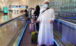 Habib-Rizieq-Shihab-tiba-di-Bandara-Soekarno-Hatta-730x355-1.jpg