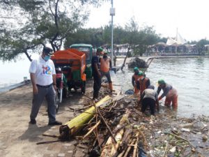 Gerakan-ASN-Peduli-Lingkungan-di-Pulau-Tidung-Bersihkan-5-Meter-Kubik-Sampah.jpg
