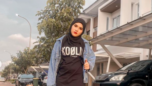 evelin-nada-anjani-saat-berhijab-foto-instagram-17-1.png