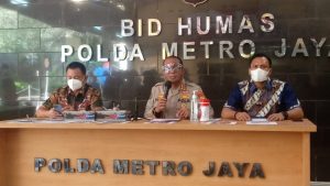 kabid_humas_polda_metro_jaya_kombes_pol_yusri_yunus_840x576.jpeg