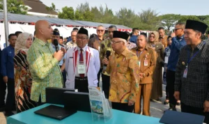 Dorong-Sertifikasi-Halal-dari-Hulu-ke-Hilir-Wakil-Presiden-Maruf.webp.webp