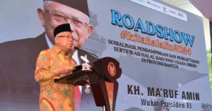 Momen-Pamitan-Wakil-Presiden-Maruf-Amin-KH-Maruf-Amin-Menjelang.webp.webp