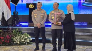 Komnas-Disabilitas-Beri-Penghargaan-Polri-terkait-Rekrutmen-Penyandang-Disabilitas-2.jpeg