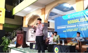 Polsek-Sepatan-Polres-Metro-Tangerang-Kota-Gelar-Sosialisasi-Kenakalan-Remaja-dan-Bahaya-Narkoba-di.jpeg