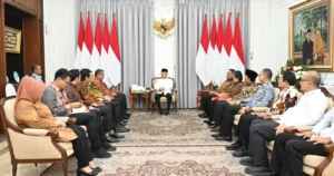 Terima-Pimpinan-MPR-RI-Wakil-Presiden-Maruf-Amin-Doakan-Pelantikan.webp.webp