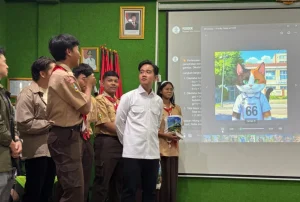 Kunjungi-SMAN-66-Jakarta-Wapres-Tekankan-Pentingnya-Siswa-Beradaptasi-Dengan.webp
